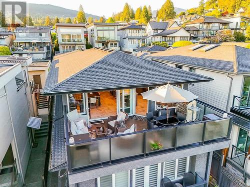 1155 Duchess Avenue, West Vancouver, BC - Outdoor With Balcony