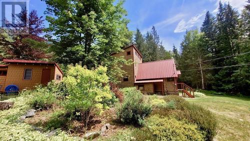 8780 Martens Road, Slocan, BC - Outdoor