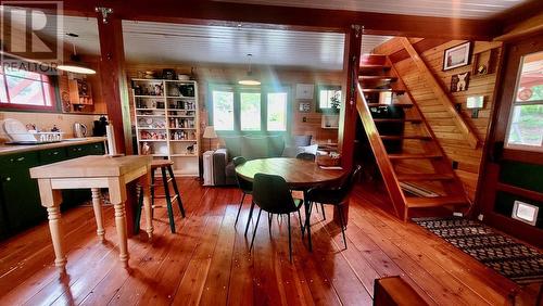 8780 Martens Road, Slocan, BC - Indoor Photo Showing Dining Room