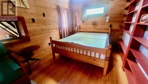 8780 Martens Road, Slocan, BC - Indoor Photo Showing Bedroom