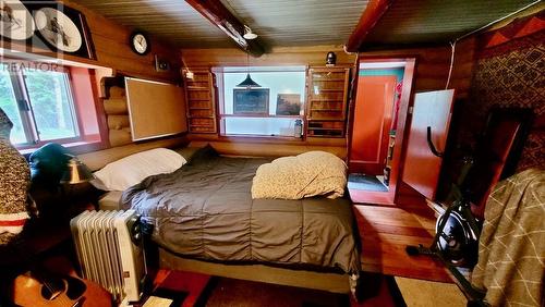 8780 Martens Road, Slocan, BC - Indoor Photo Showing Bedroom