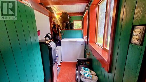 8780 Martens Road, Slocan, BC - Indoor Photo Showing Laundry Room