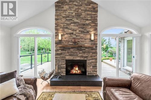 1901 River Road E, Haldimand, ON - Indoor Photo Showing Living Room With Fireplace