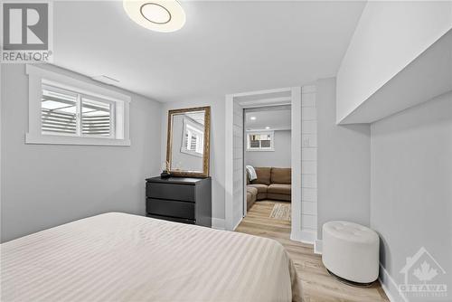 253 Anna Avenue, Ottawa, ON - Indoor Photo Showing Bedroom