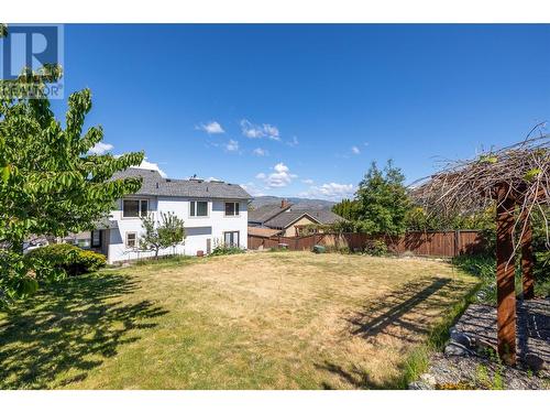 8813 Sunflower Place, Coldstream, BC - Outdoor