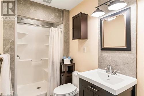 19 Murray Avenue, Northern Bruce Peninsula, ON - Indoor Photo Showing Bathroom