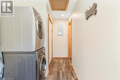 19 Murray Avenue, Northern Bruce Peninsula, ON - Indoor Photo Showing Laundry Room