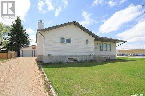 2 Morrison Drive, Yorkton, SK - Outdoor