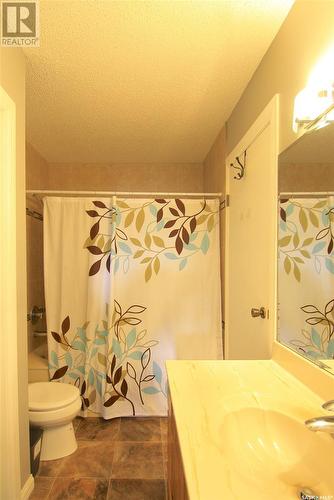 2 Morrison Drive, Yorkton, SK - Indoor Photo Showing Bathroom