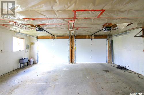 2 Morrison Drive, Yorkton, SK - Indoor Photo Showing Garage