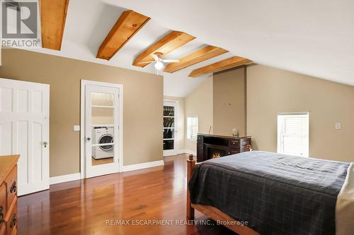 468 Mud Street W, Grimsby, ON - Indoor Photo Showing Bedroom