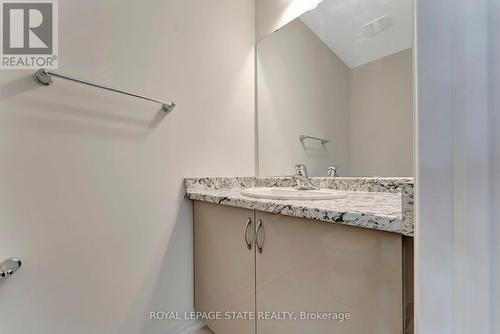 30 - 620 Colborne Street W, Brantford, ON - Indoor Photo Showing Bathroom