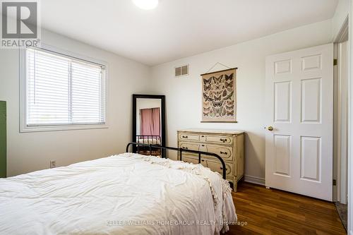 38 Grassyplain Drive, Hamilton, ON - Indoor Photo Showing Bedroom