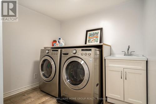 38 Grassyplain Drive, Hamilton, ON - Indoor Photo Showing Laundry Room