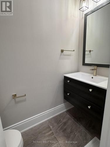 125 Kleinburg Summit Way, Vaughan, ON - Indoor Photo Showing Bathroom