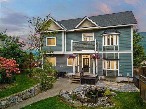 211 Houston Street, Nelson, BC - Outdoor With Facade