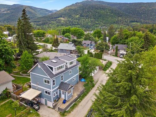 211 Houston Street, Nelson, BC - Outdoor With View