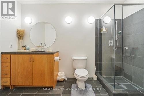 130 Melissa Lane, Tiny, ON - Indoor Photo Showing Bathroom