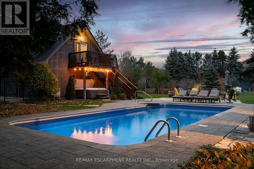 4 Buckingham Boulevard, Collingwood, ON - Outdoor With In Ground Pool With Backyard