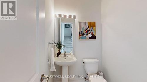 178 Rosanne Circle, Wasaga Beach, ON - Indoor Photo Showing Bathroom