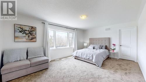 178 Rosanne Circle, Wasaga Beach, ON - Indoor Photo Showing Bedroom