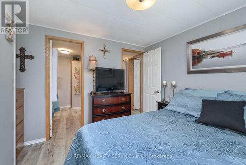 3 St James Place, Wasaga Beach, ON - Indoor Photo Showing Bedroom