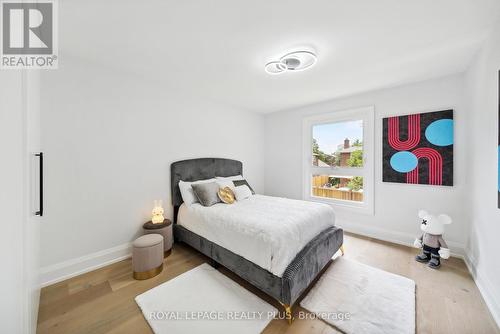 4344 Dallas Court, Mississauga, ON - Indoor Photo Showing Bedroom