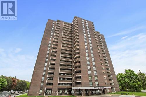 1808 - 1535 Lakeshore Road E, Mississauga, ON - Outdoor With Balcony With Facade