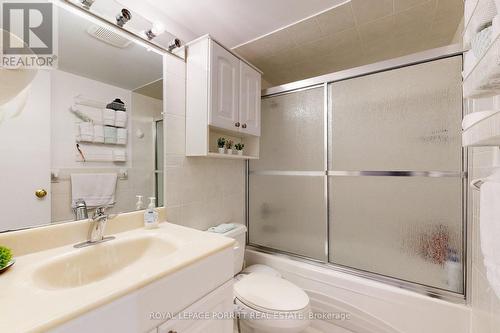 1808 - 1535 Lakeshore Road E, Mississauga, ON - Indoor Photo Showing Bathroom