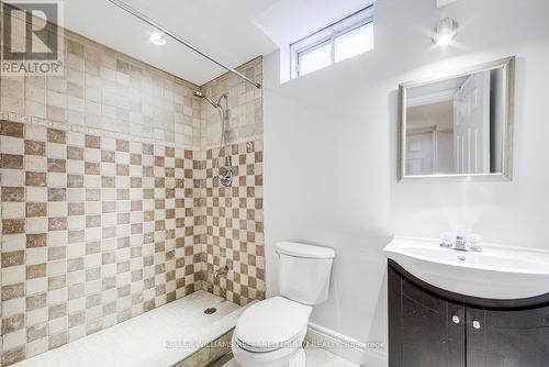 6756 Kazoo Court, Mississauga, ON - Indoor Photo Showing Bathroom