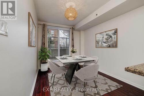 105 - 35 Strangford Lane, Toronto, ON - Indoor Photo Showing Dining Room