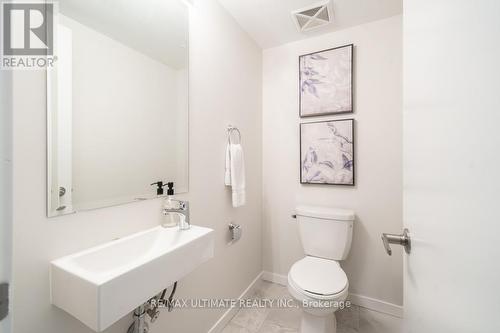 419 - 1711 Pure Springs Boulevard, Pickering, ON - Indoor Photo Showing Bathroom