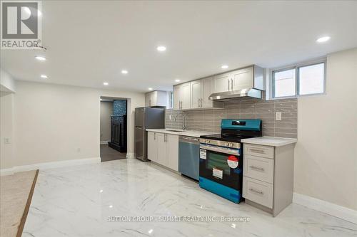 26 Miramar Crescent, Toronto, ON - Indoor Photo Showing Kitchen