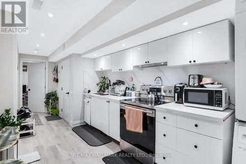 68 Marieta Street, Vaughan, ON - Indoor Photo Showing Kitchen