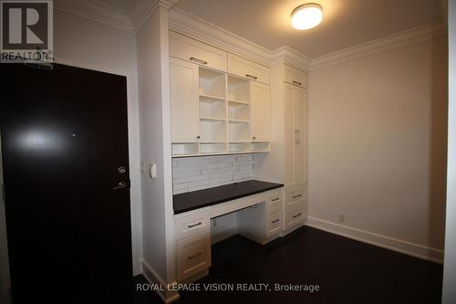 611 - 676 Sheppard Avenue E, Toronto, ON - Indoor Photo Showing Other Room