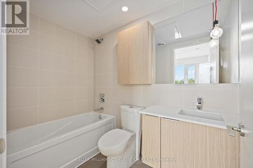 417 - 10 Deerlick Court, Toronto, ON - Indoor Photo Showing Bathroom