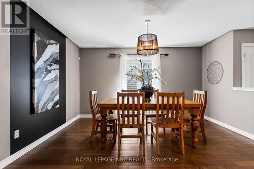 3 Muscat Drive, Grimsby, ON - Indoor Photo Showing Dining Room
