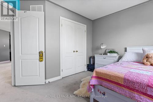 3 Muscat Drive, Grimsby, ON - Indoor Photo Showing Bedroom
