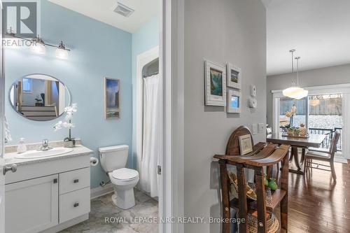 2768 Chestnut Street, Lincoln, ON - Indoor Photo Showing Bathroom