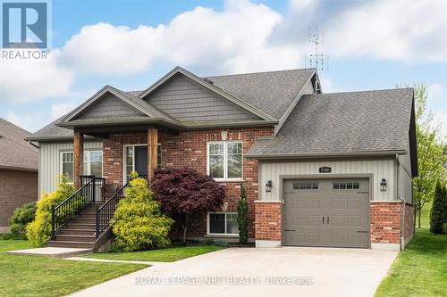 2768 Chestnut Street, Lincoln, ON - Outdoor With Facade