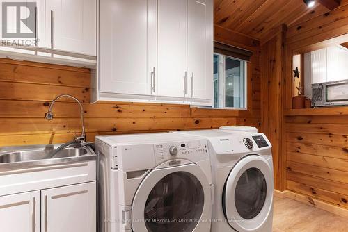 1003 Avon Lane, Muskoka Lakes, ON - Indoor Photo Showing Laundry Room