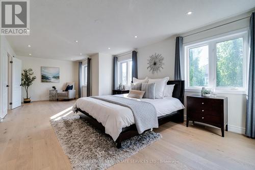 3306 Timeless Drive, Oakville, ON - Indoor Photo Showing Bedroom