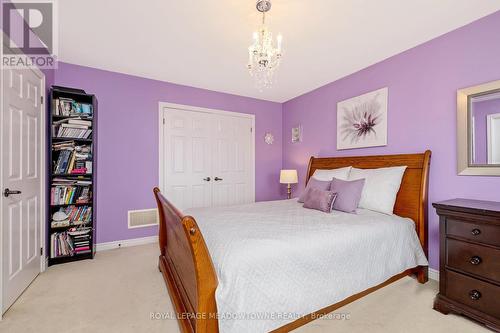 237 Eaton Street, Halton Hills, ON - Indoor Photo Showing Bedroom