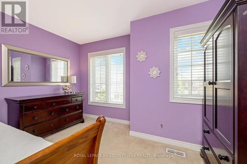 237 Eaton Street, Halton Hills, ON - Indoor Photo Showing Bedroom