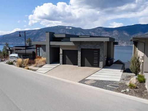 3522 Mckinley Beach Drive, Kelowna, BC - Outdoor