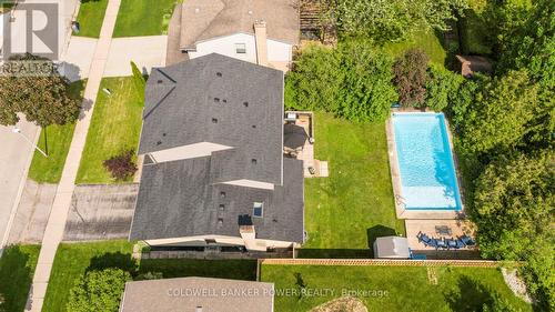 51 Elmgrove Crescent, London, ON - Outdoor With In Ground Pool With View