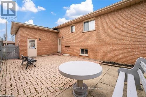 7853 Alfred Street, Niagara Falls, ON - Outdoor With Exterior