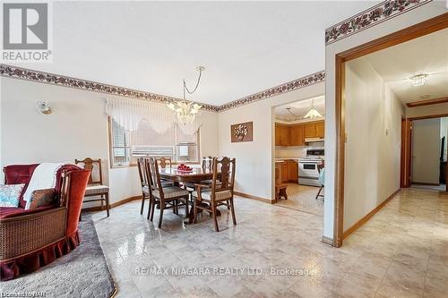 7853 Alfred Street, Niagara Falls, ON - Indoor Photo Showing Dining Room