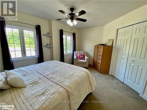 1 Kirbys Way, Huntsville, ON - Indoor Photo Showing Bedroom