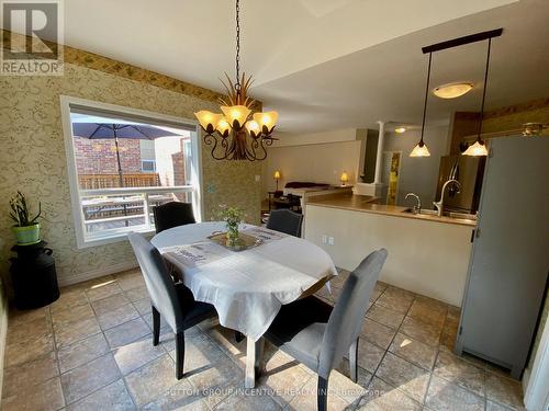 1 Kirbys Way, Huntsville, ON - Indoor Photo Showing Dining Room